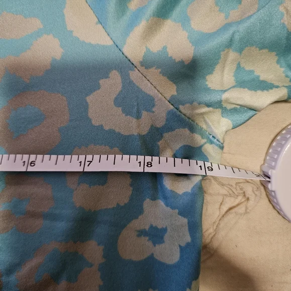 Aqua and Cream Leopard Print Pajama Set - Picture 5 of 9